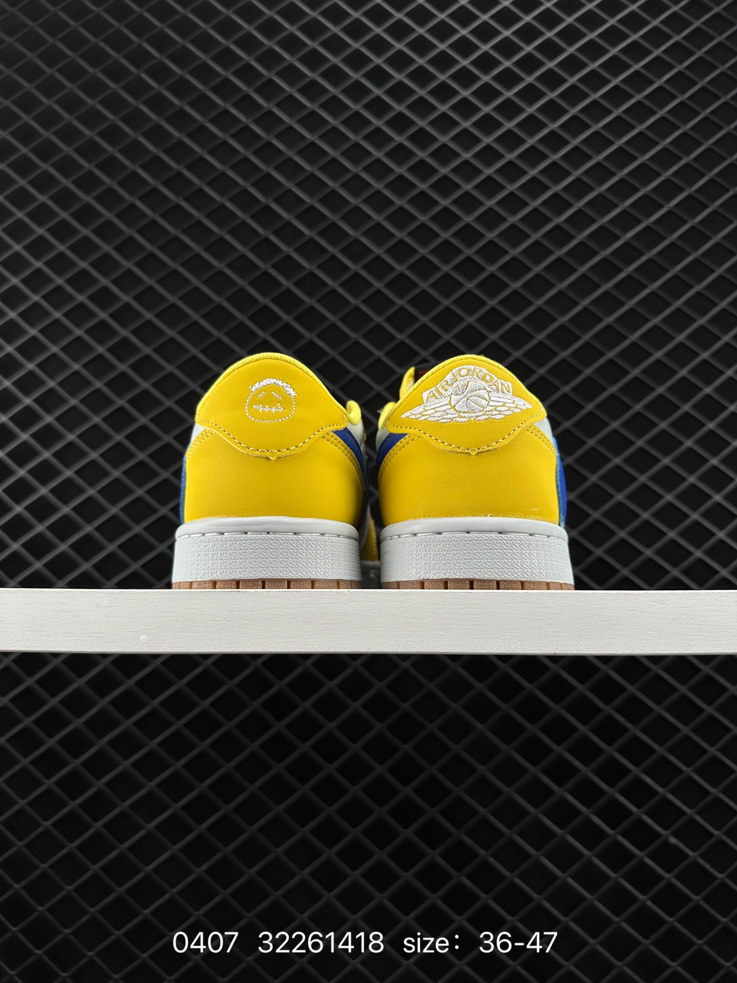 Travis Scott x Air Jordan 1 Low 